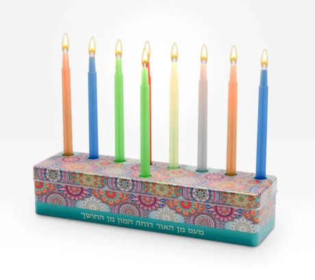 מארז חנוכייה מעוצב עם נרות דגם מנדלה
